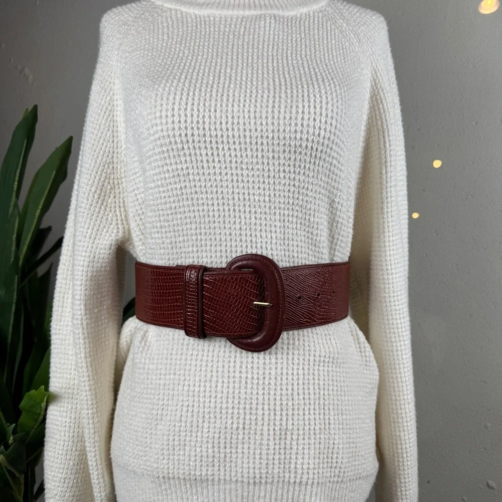 Vintage 90s Dark Academia Brown Lizard Embossed Wide Leather Belt Small